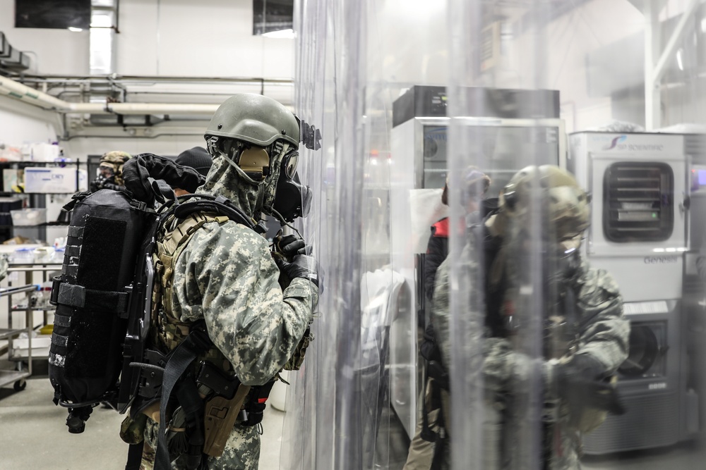 1st Special Forces Command Validates Special Operations CBRN Soldiers