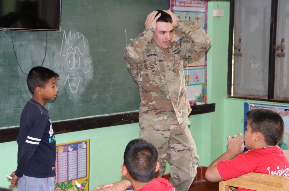 Cobra Gold 20: U.S. National Guard Soldiers interact with students in Phitsanulok