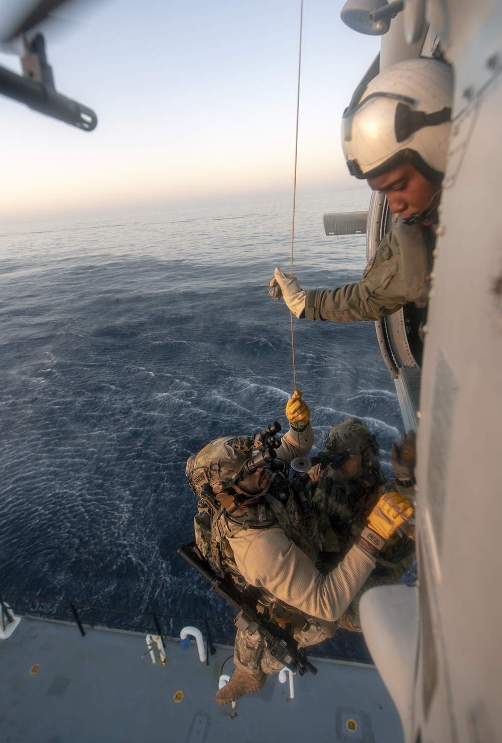 HSC Weapons School Conducts MIO/VBSS Training with local squadrons