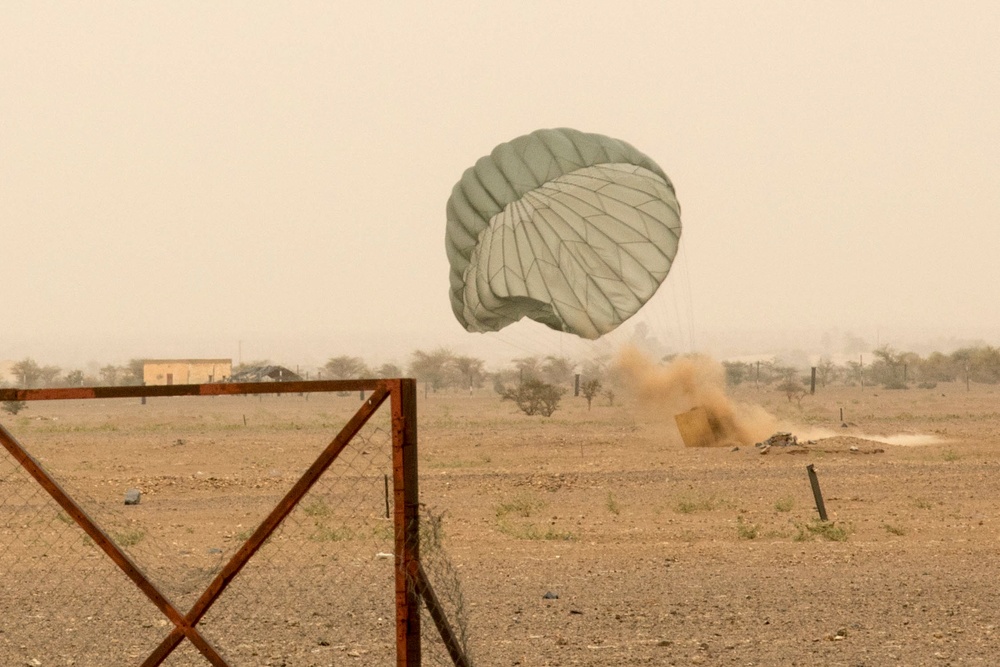 Service members train for medical supply drops at Flintlock 20
