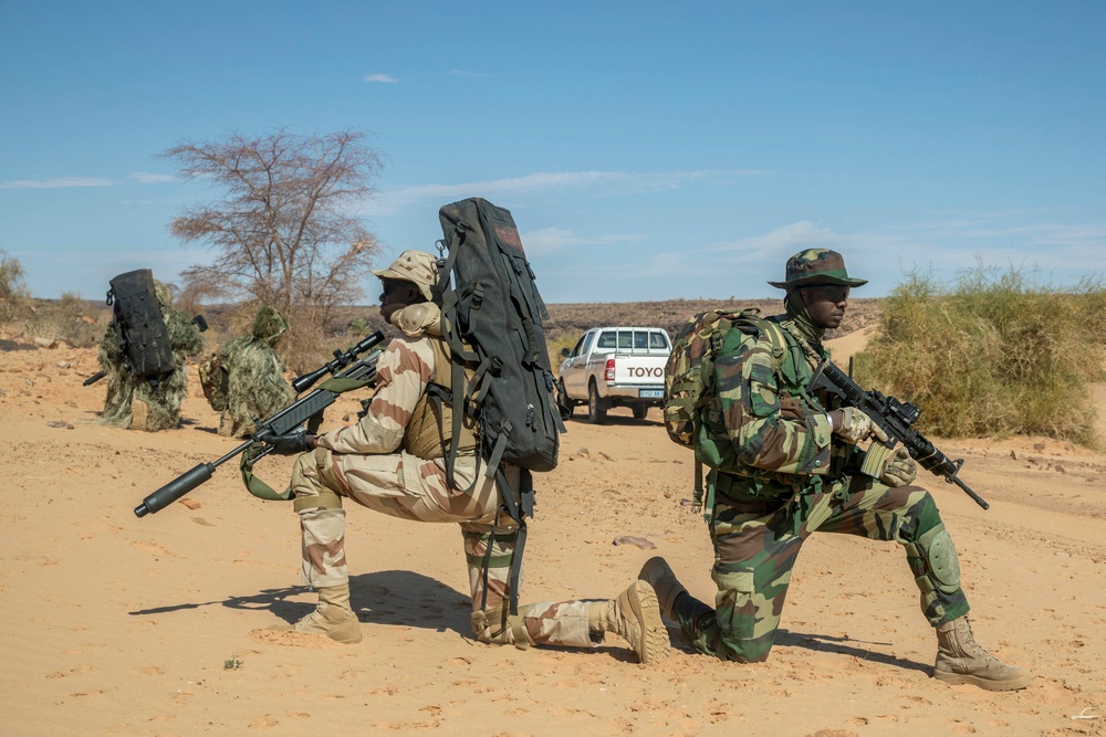 African forces train on vehicle intercept at Flintlock 20