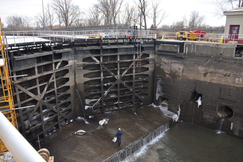 Black Rock Lock Chamber Dewatering