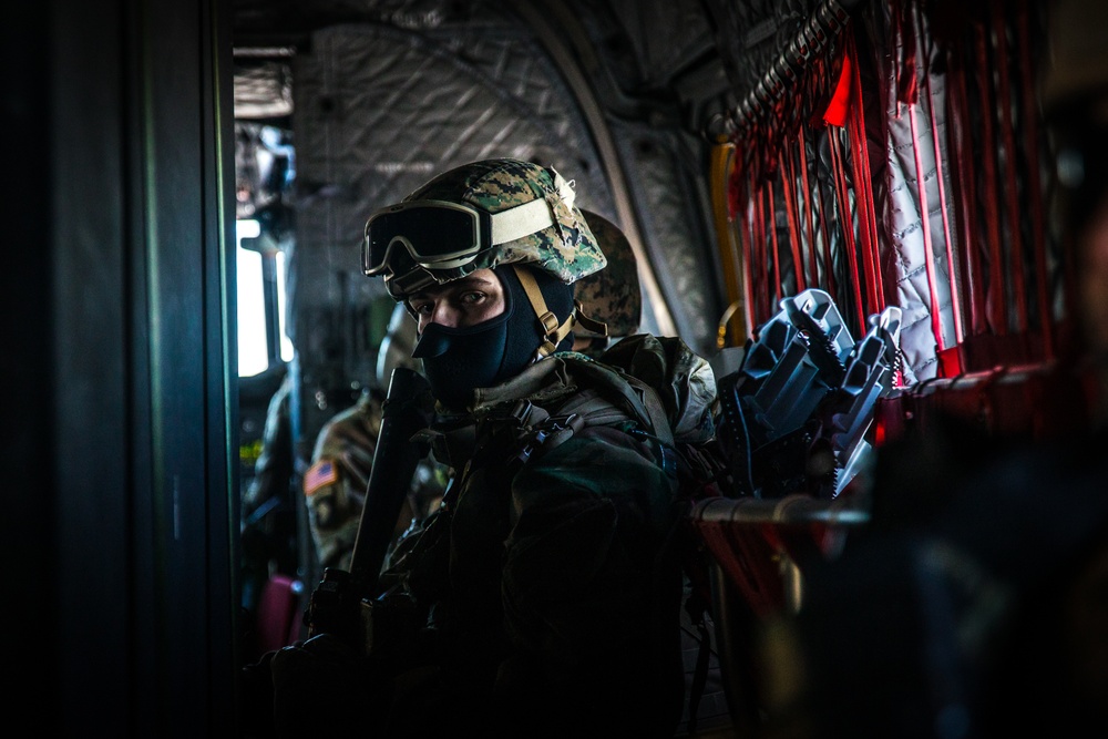 AE20: 1st Recon Battalion conducts raid in Northern Alaska