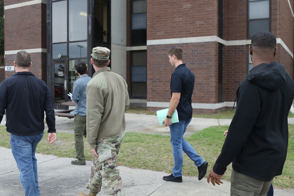 Soldiers train to be antiterrorism officers