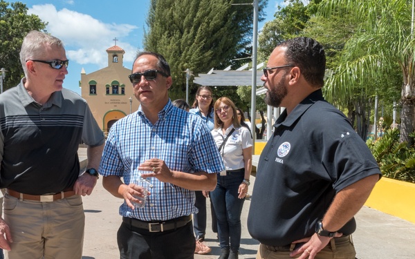 VIP Tour Visits Earthquake Damage in Guánica