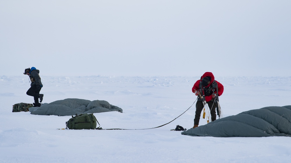 Sustainment package delivery and PJ jump for Arctic Eagle