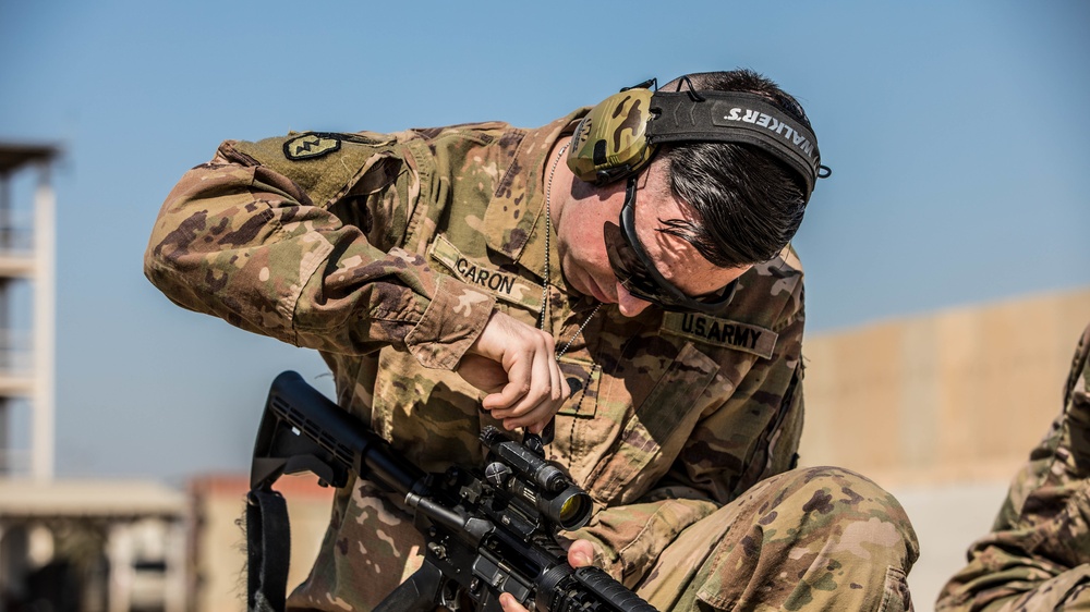 1st Stryker Brigade Combat Team conducts weapons training