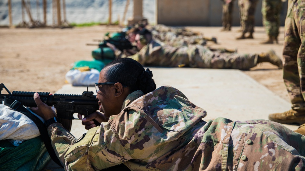 1st Stryker Brigade Combat Team conducts weapons training