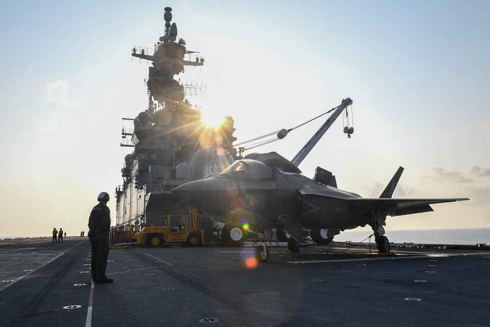 Cobra Gold 20: USS America (LHA 6) conducts F-35 Flight Operations