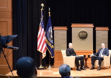 Deputy Commander, Navy Recruiting Command visits Chicago