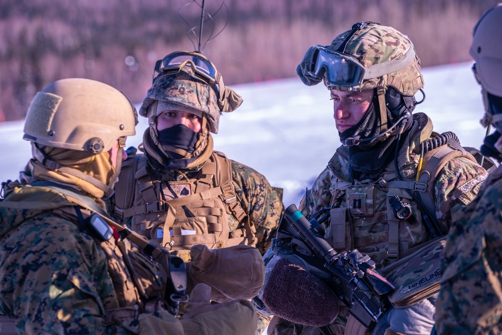 Exercise Arctic Edge: Marines and Soldiers conduct a raid near the Arctic Circle