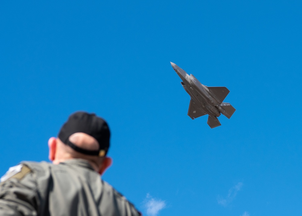 Commander of ACC certifies F-35A Lightning II Demonstration Pilot