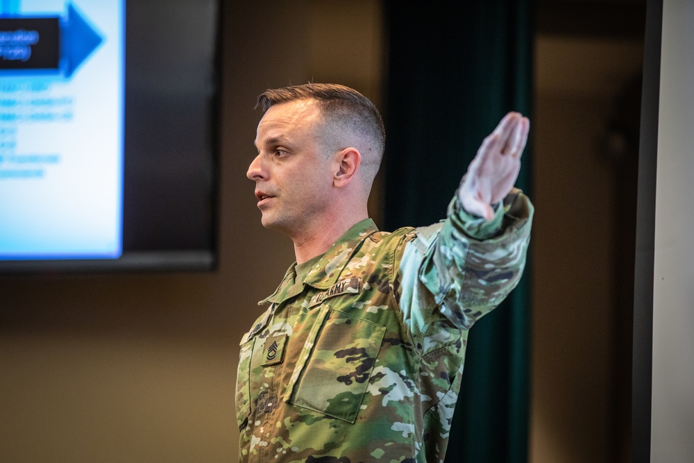 Finance &amp; Comptroller Sergeant Major Speaks at Fort Bragg