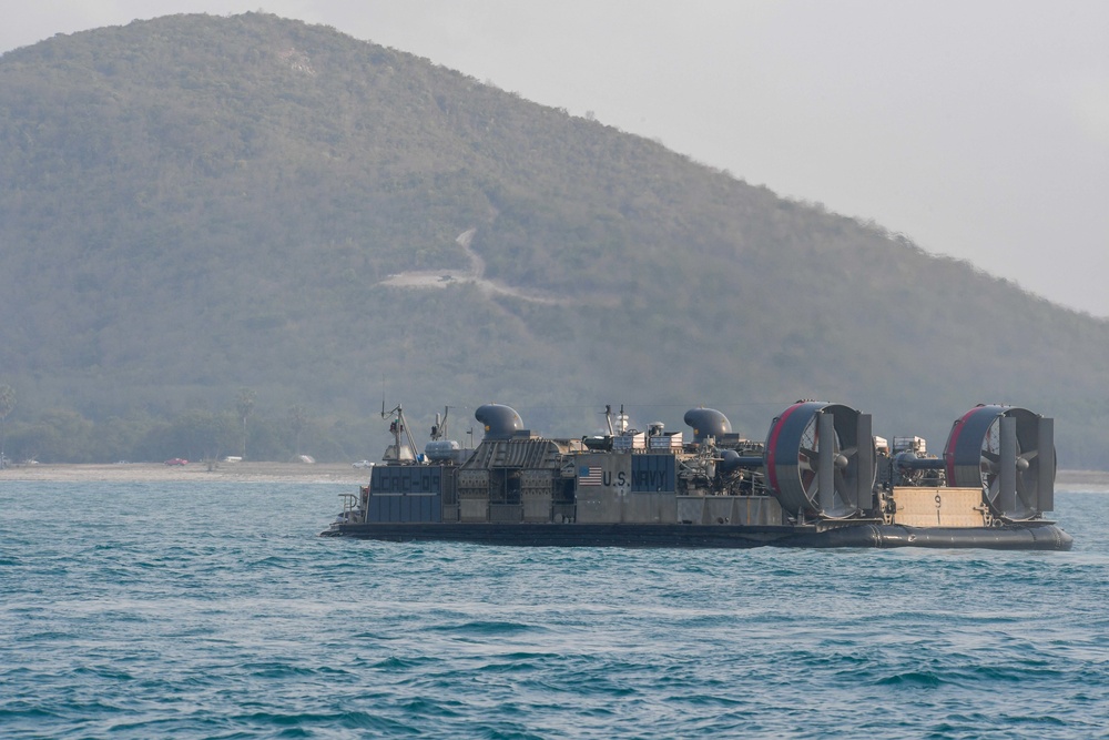 Cobra Gold 20: Landing Craft, Air Cushion 09 assigned to Naval Beach Unit 7 conducts amphibous exercises with Royal Thai Military, Feb. 28, 2020.
