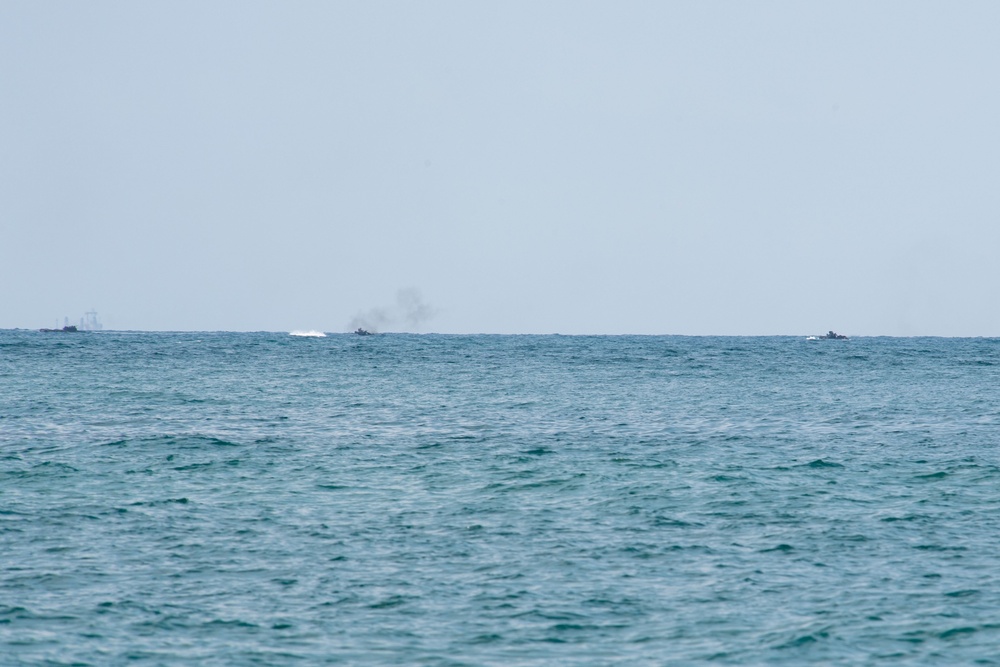 Cobra Gold 20: 31st Marine Expeditionray Unit Marines conduct amphiboius operations with Royal Thai Military, Feb. 28, 2020.