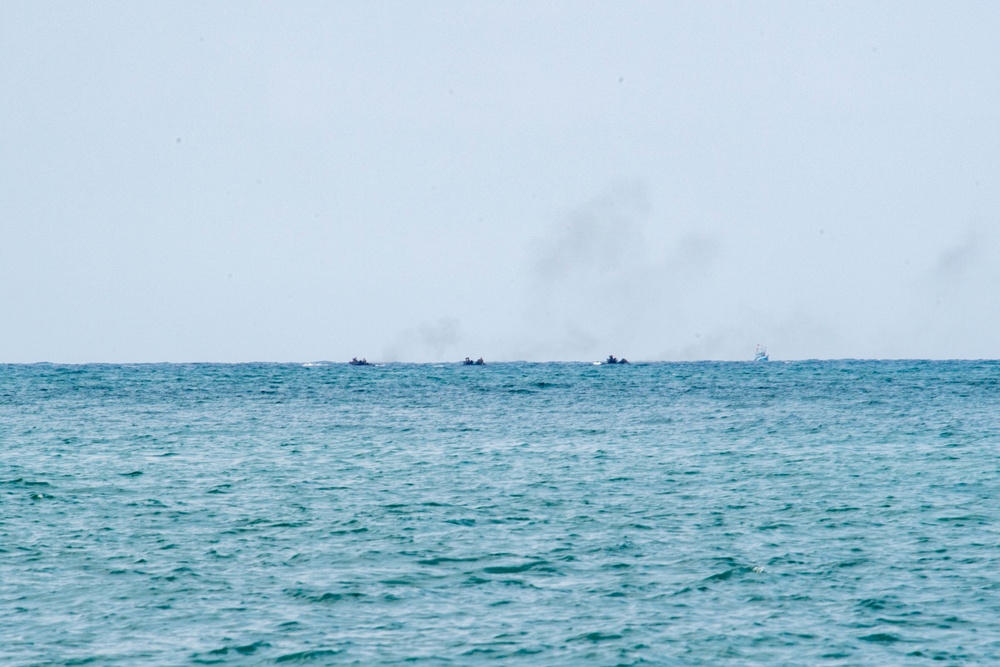 Cobra Gold 20: 31st Marine Expeditionray Unit Marines conduct amphiboius operations with Royal Thai Military, Feb. 28, 2020.