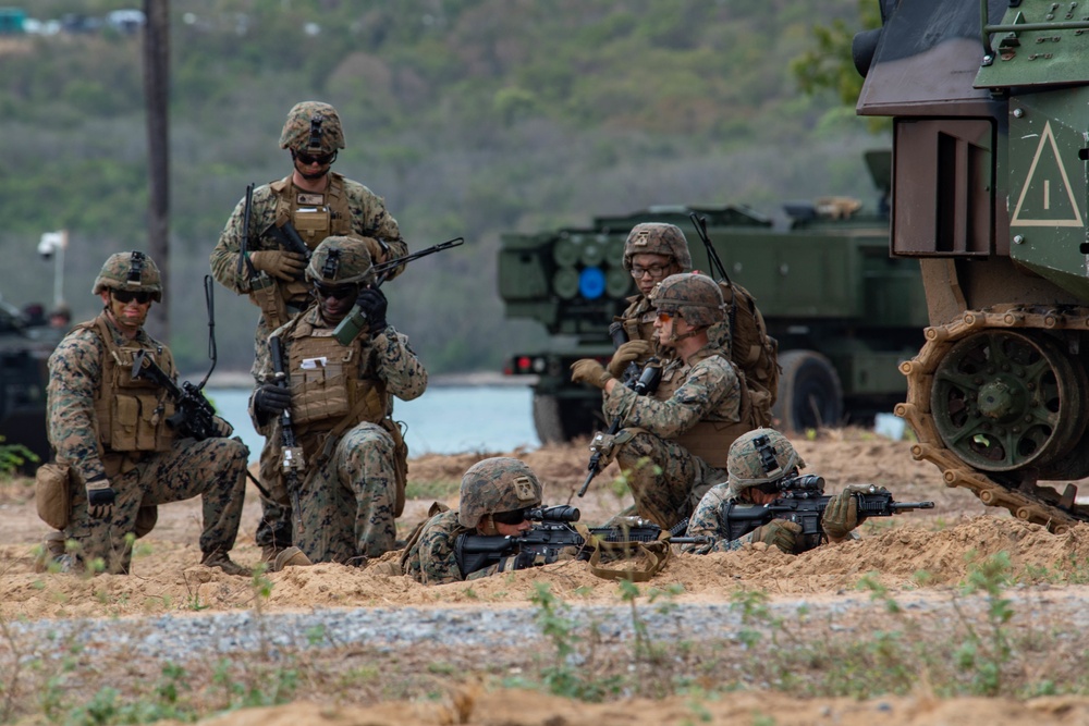 Cobra Gold 20: 31st Marine Expeditionray Unit Marines conduct amphiboius operations with Royal Thai Military, Feb. 28, 2020.