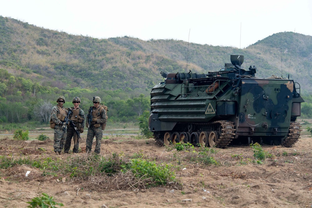 Cobra Gold 20: 31st Marine Expeditionray Unit Marines conduct amphiboius operations with Royal Thai Military, Feb. 28, 2020.