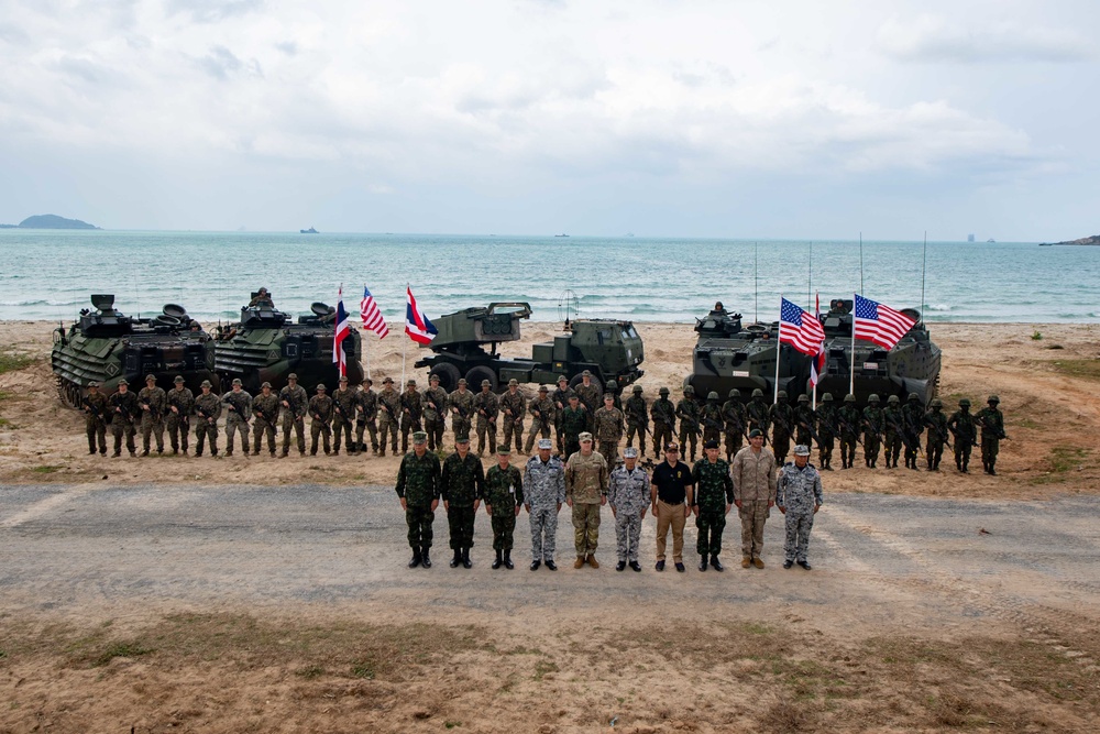 Cobra Gold 20: 31st Marine Expeditionray Unit Marines conduct amphiboius operations with Royal Thai Military, Feb. 28, 2020.