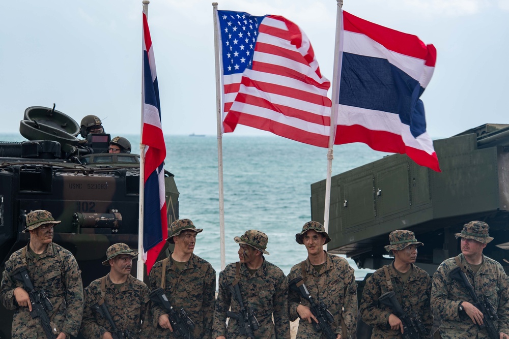 Cobra Gold 20: 31st Marine Expeditionray Unit Marines conduct amphiboius operations with Royal Thai Military, Feb. 28, 2020.
