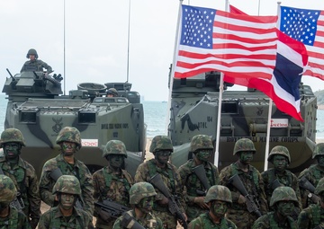 Cobra Gold 20: 31st Marine Expeditionray Unit Marines conduct amphiboius operations with Royal Thai Military, Feb. 28, 2020.