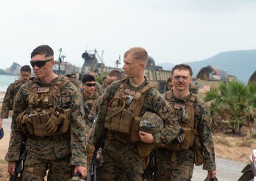 Cobra Gold 20: 31st Marine Expeditionray Unit Marines conduct amphiboius operations with Royal Thai Military, Feb. 28, 2020.