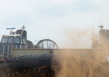 Cobra Gold 20: Landing Craft, Air Cushion 09 assigned to Naval Beach Unit 7 conducts amphibous exercises with Royal Thai Military, Feb. 28, 2020.