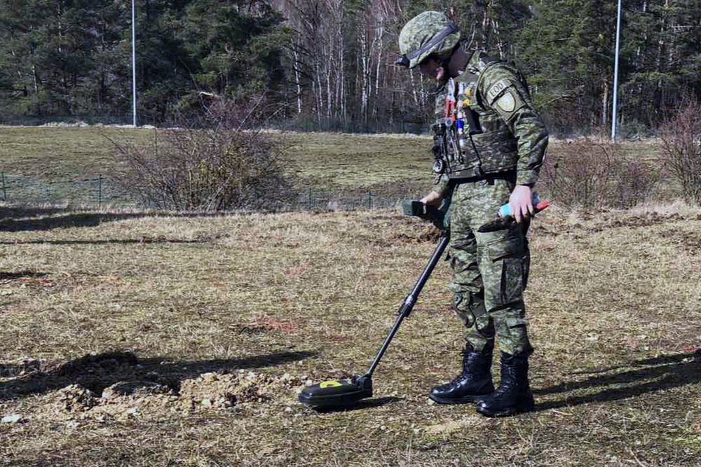Kosovo Security Forces EOD training at JMRC