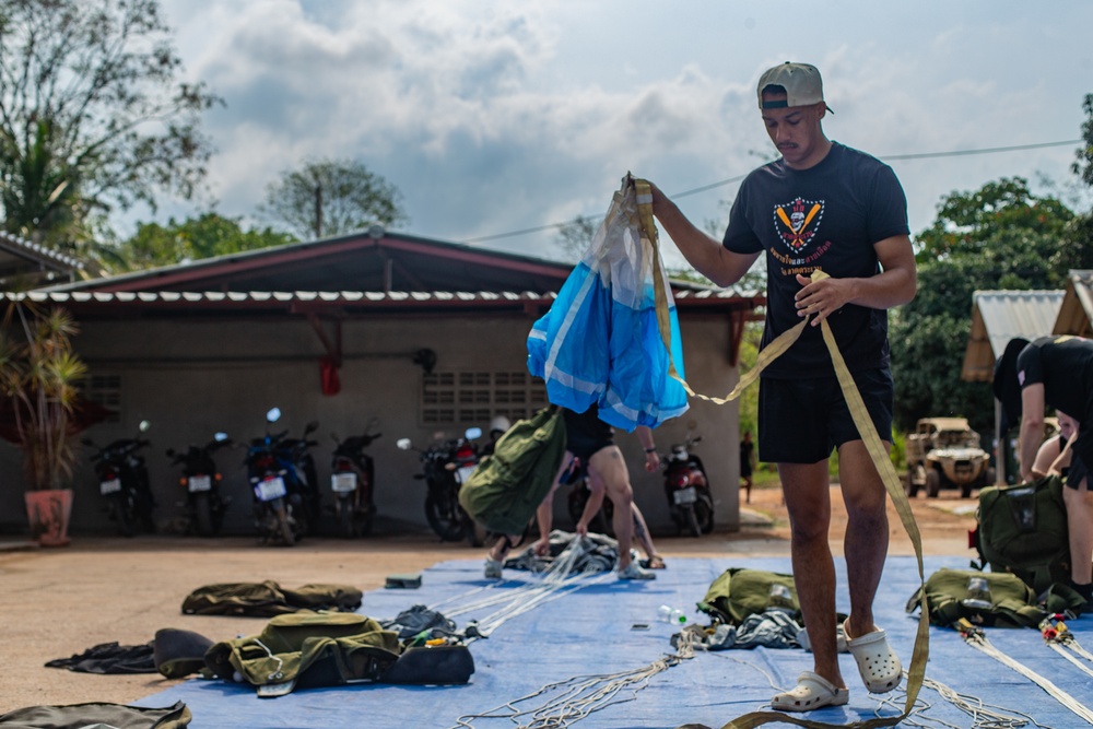 Cobra Gold 20: 31st MEU MRF prepares for parachute insert