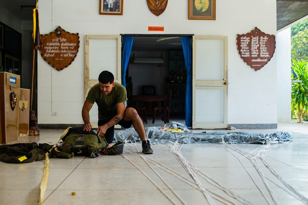 Cobra Gold 20: 31st MEU MRF prepares for parachute insert