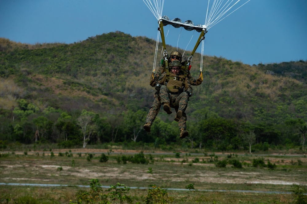 Cobra Gold 20: 31st MEU MRF jumps onto Hat Yao