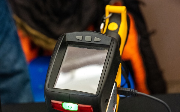 X-ray flourescence instrument