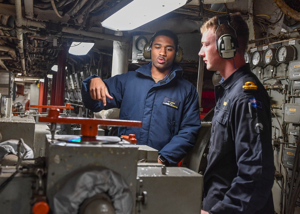 USS Germantown (LSD 42) Royal New Zealand Navy Sailor Sub Lieutenant Jake Hunt
