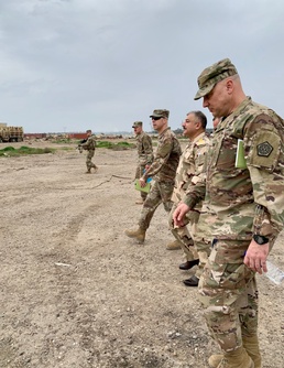 103rd ESC Commander visits Iraqi Army Western Track Repair Facility