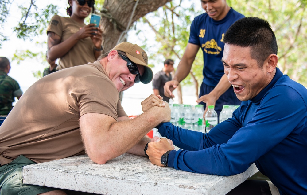 Cobra Gold 20: U.S. Navy, Royal Thai Navy Conduct A Dive Exercise