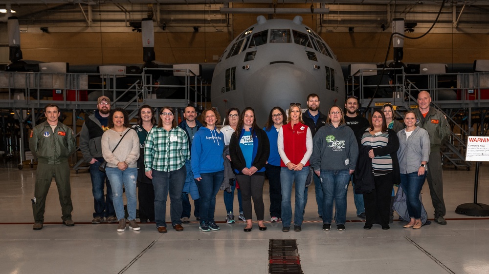 Peoria, Pekin community leadership academies experience Peoria's Air National Guard missions