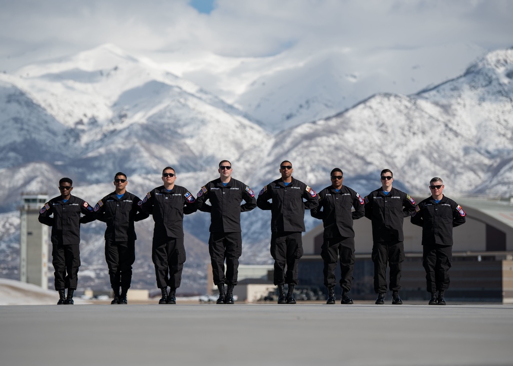 F-35 Demo Team practices before certification