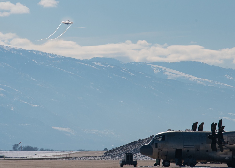 F-35 Demo Team practices before certification