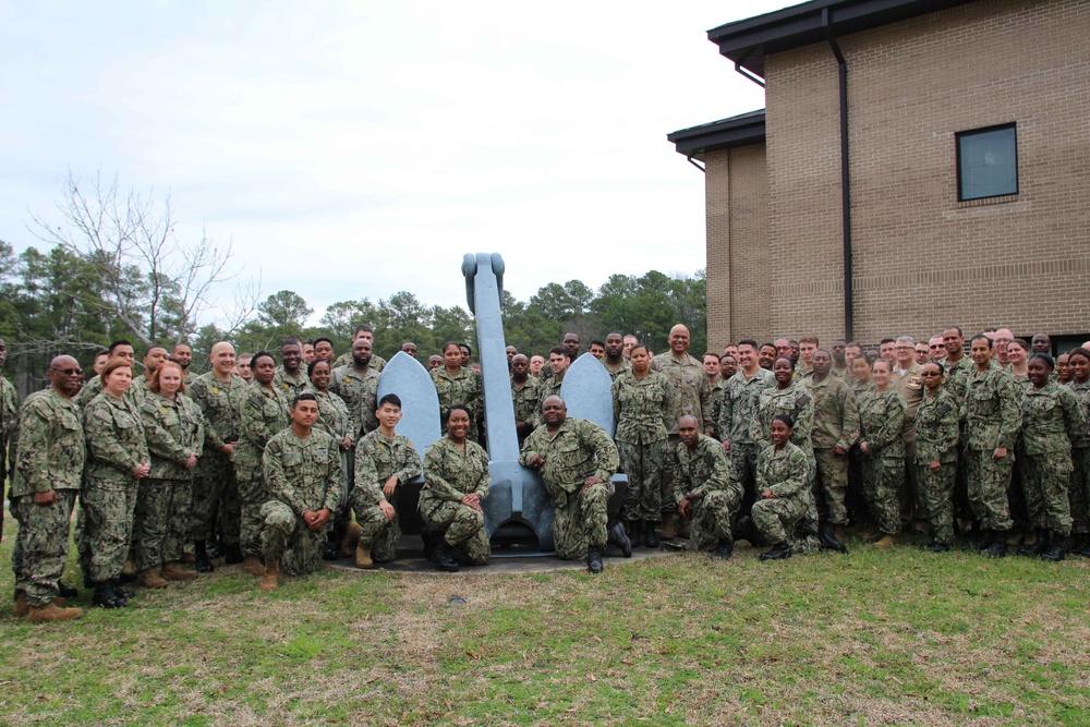 CWO4 Brashear Visits NOSC Columbia