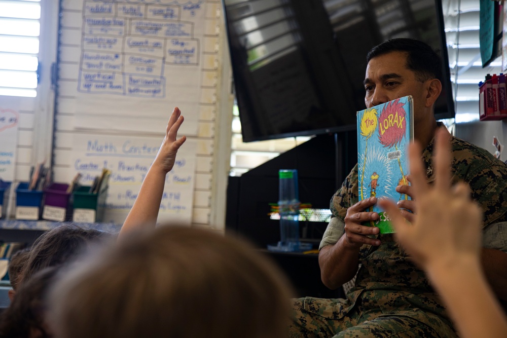 National Read Across America Day at Mokapu Elementary with MCBH Commanding Officer