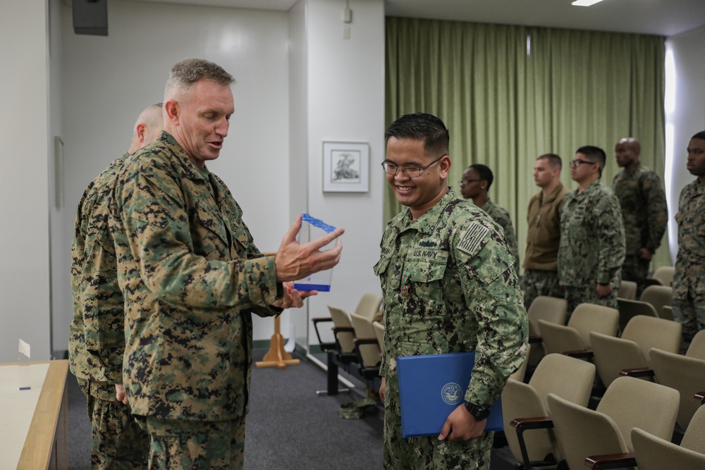 Brig. Gen. Bowers visits MCAS Iwakuni