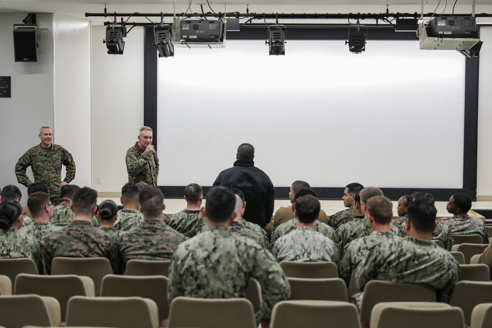 Brig. Gen. Bowers visits MCAS Iwakuni