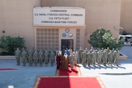 Crown Prince of Bahrain visits NAVCENT