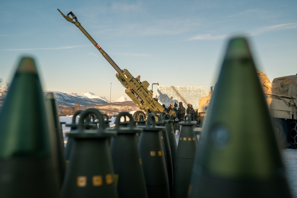 10th Marines shoot in the Arctic