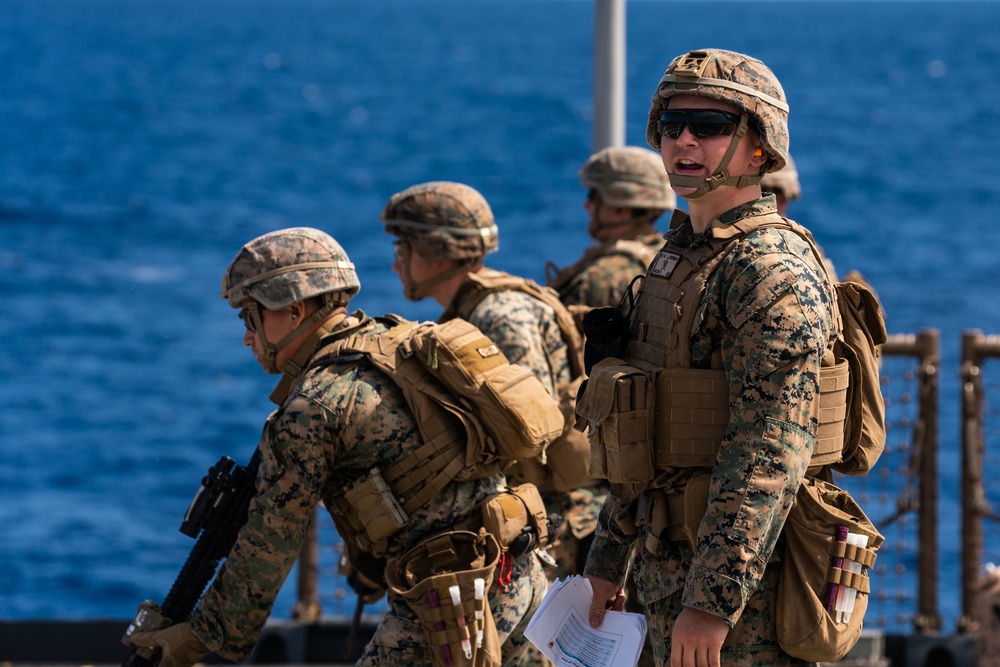 31st MEU Marines refresh marksmanship skills aboard the USS Germantown