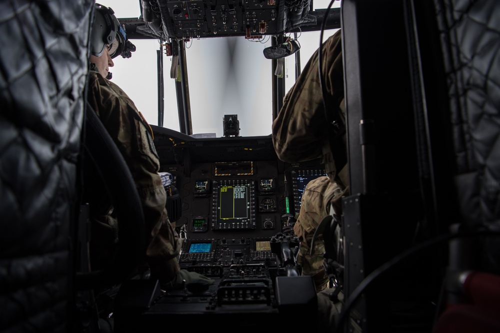 CH-47 goes back to JBER from Deadhorse