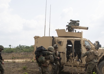 Cobra Gold 20: US, Royal Thai Marine Corps breach, clear obstacles showcasing combined arms firepower during final exercise
