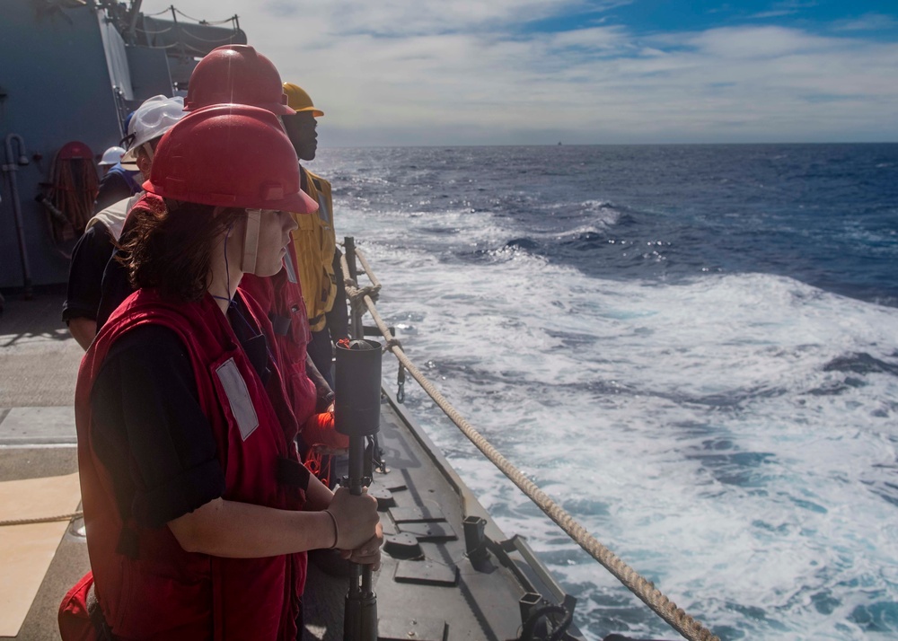 USS Mustin Conducts Replinishment-at-Sea