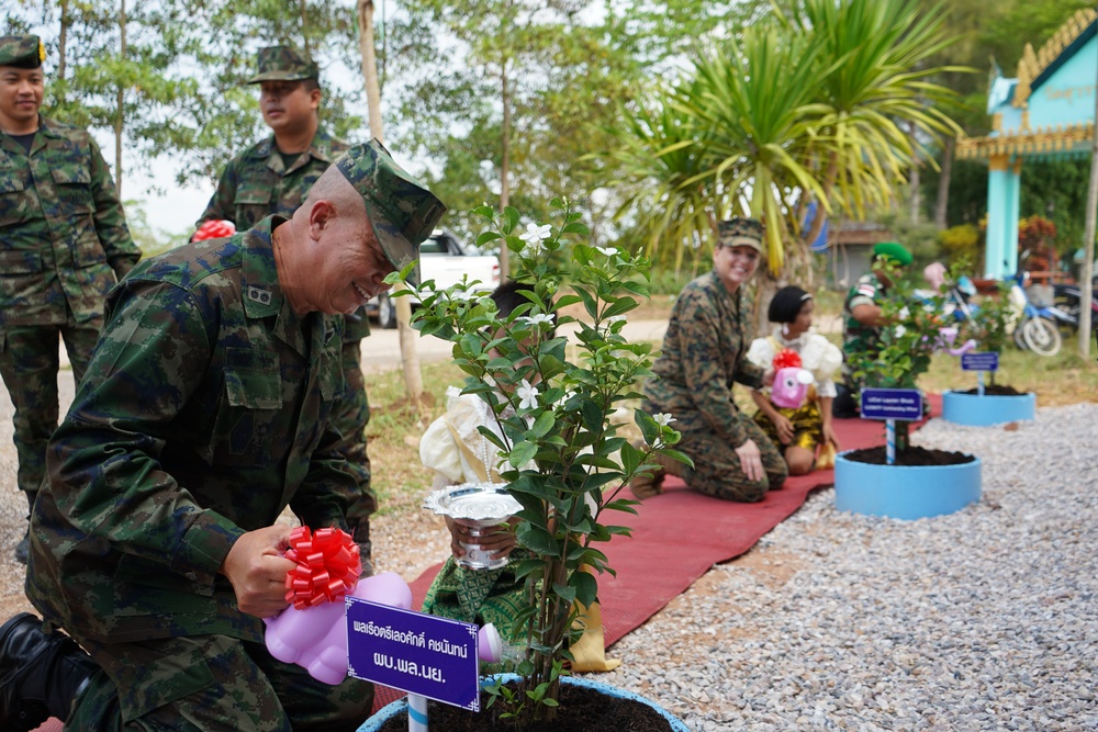 Cobra Gold 20: Royal Thai, US, Indonesian Armed Forces work together to construct a school