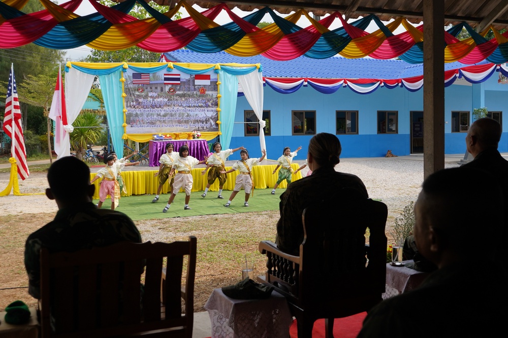 Cobra Gold 20: Royal Thai, US, Indonesian Armed Forces work together to construct a school
